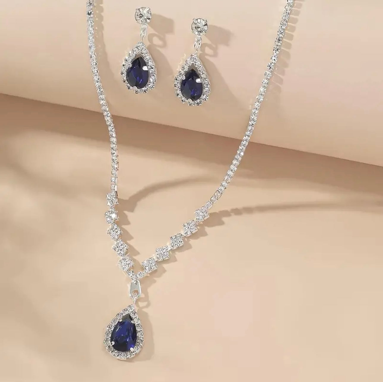 2Pcs Gorgeous Jewelry Set