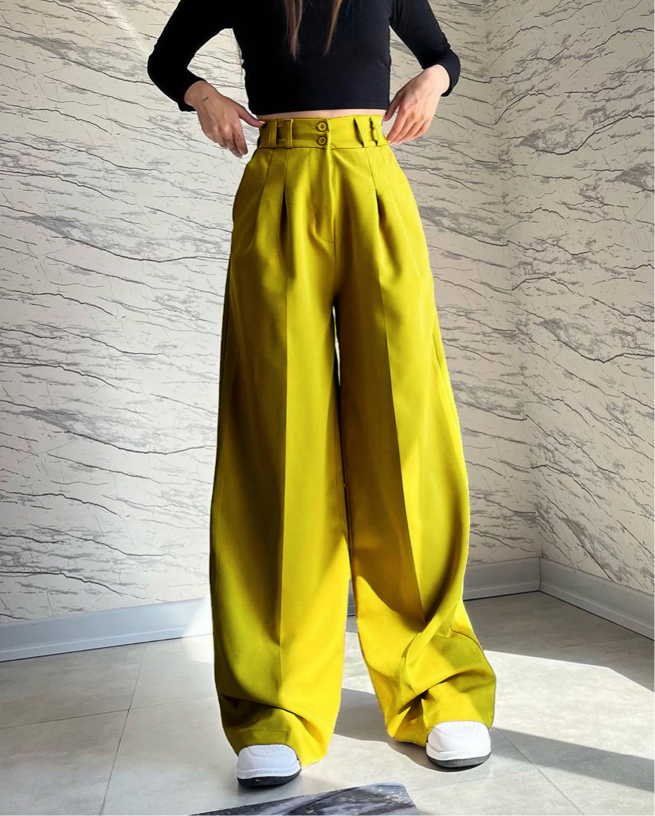 Women's Wide Leg Trouser